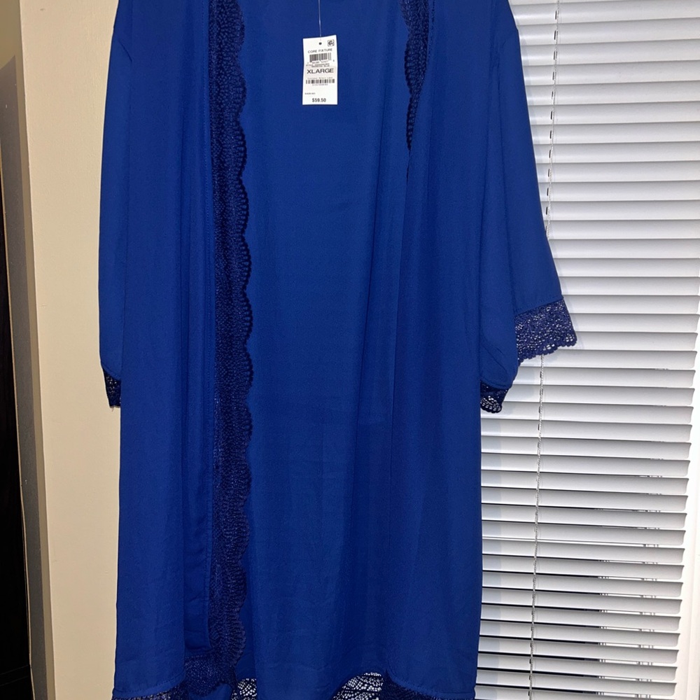Elegant Blue Lace Trim Robe XL NEW LOT# C-023